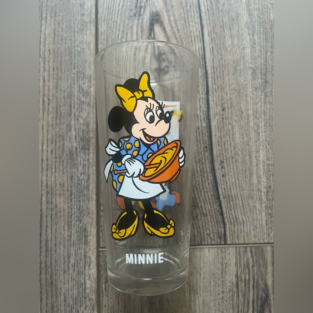 Vintage 1978 Walt Disney Minnie Mouse Pepsi Collectors Series Glass